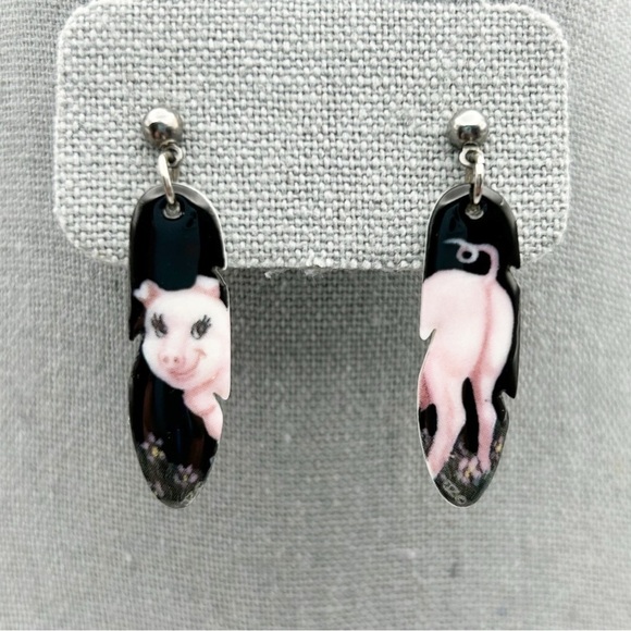 Feather Style Black Pig Fun Novelty Pierced Stud Dangle Porcelain Earrings - Picture 1 of 10